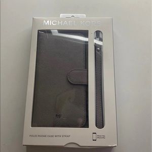 iPhone 7 Plus wallet/phone case Michael kors